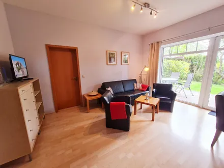 Einbauküche mit Essbereich