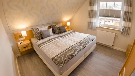 Schlafzimmer   Boxspringbett 180x200