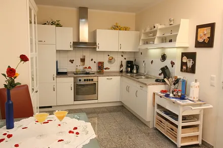 Großzügige Küche mit allem Komfort