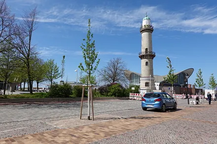 Leuchtturm und Teepott