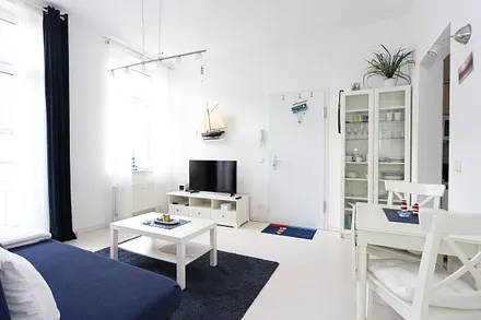 Wohnzimmer mit Essplatz