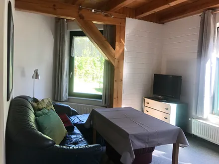 Wohnraum ..... mit....