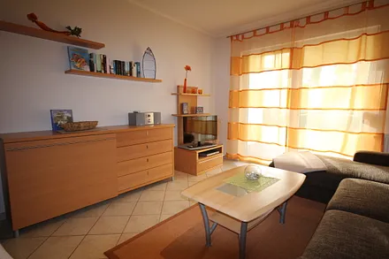 Wohnbereich mit Schlafcouch