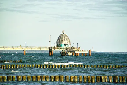 Tauchglocke an der Seebrücke von Zingst
