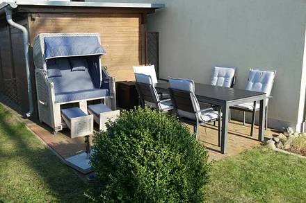 Terrasse für die DG-Wohnung