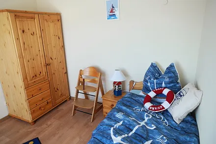 2. Schlafraum für max. drei Personen