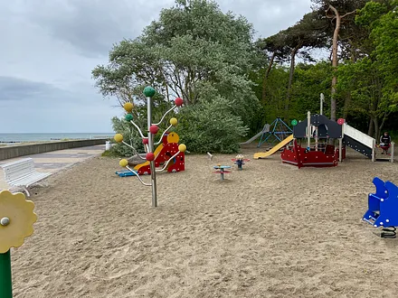 Promenadenspielplatz 500 mtr. entfernt