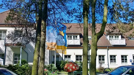 Blick von Außen auf den Balkon