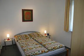 Schlafzimmer 2