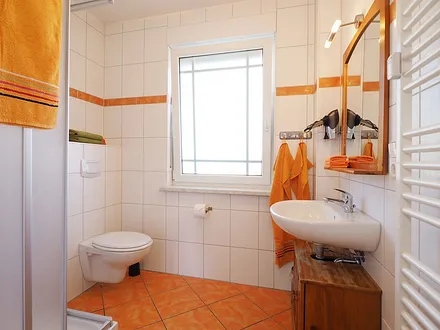 Badezimmer mit Dusche 90x90