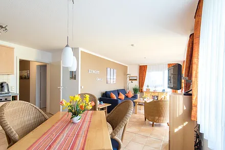 Essbereich mit Küchenzeile