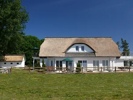 Ihre Terrasse, zur Westseite liegend