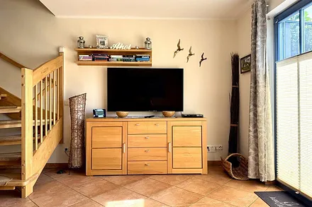 Der 48 Zoll LED-Smart-TV mit Internetzugang und Netflix inklusive