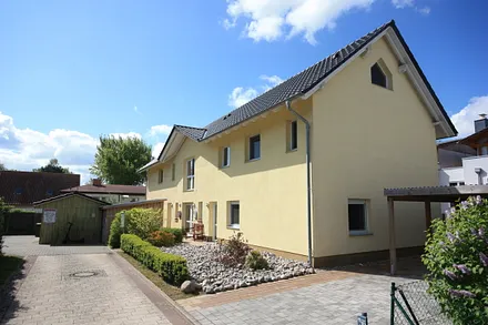 Zufahrt zum Haus. Sackgasse.