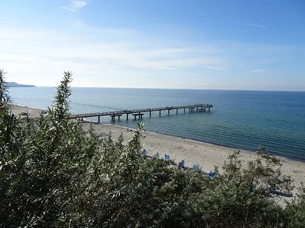 Steilküste / Seebrücke 