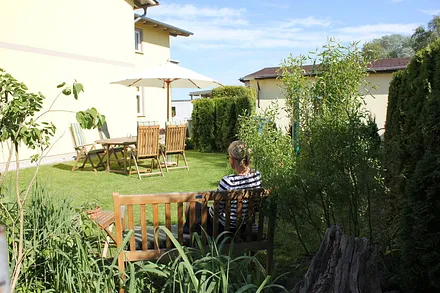 Garten für die Gäste (mit Grillmöglichkeit)