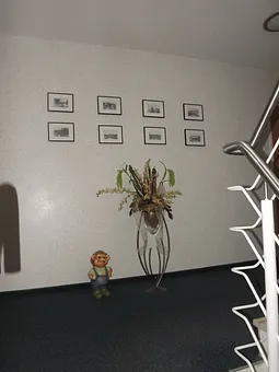 Ansicht Flur 1.OG zum 2-Raum-App.