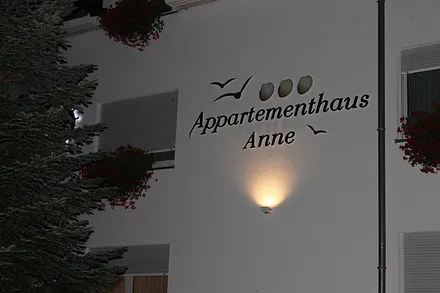 Logo , Abendaufnahme