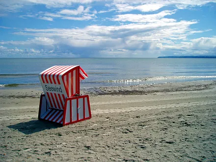 Exklusiv für Gäste unserer Ferienwohnung Seewind: eigener Strandkorb.