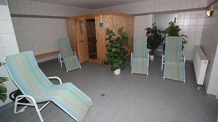 Sauna im Haus (Keller)