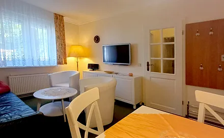 Wohnzimmer mit Schlafcouch