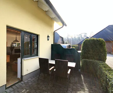 Terrasse mit Grillmöglichkeit