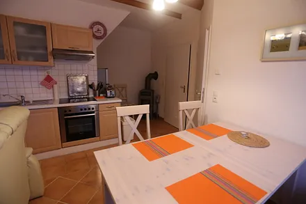 Eßbereich mit Kamin