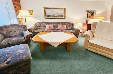 Sitz- und Polstermöbel