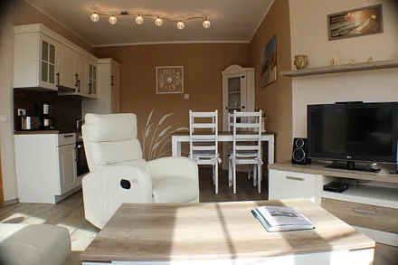 Wohnzimmer mit Küche