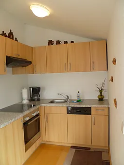 Hochwertige, komplett ausgestattete Küche