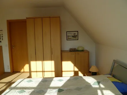 Großzügiges, komfortables Schlafzimmer