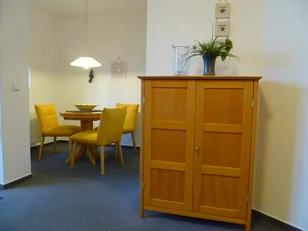 Liebevoll ausgestatteter Eßbereich mit Meerblick