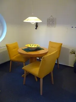 Sitzecke am Bullauge