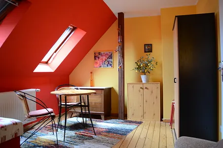 Schlafzimmer mit 2 Einzelbetten