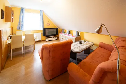 Wohnraum mit Eßecke