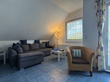 Wohnbereich mit Schlafcouch