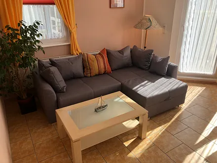 Wohnbereich mit Schlafcouch