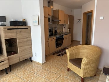 Wohnbereich mit Blick zur EBK