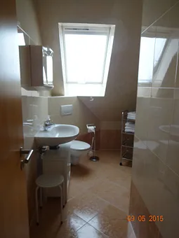 Blick ins Badezimmer