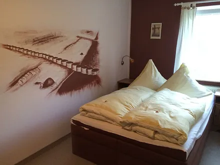 Großes Schlafzimmer