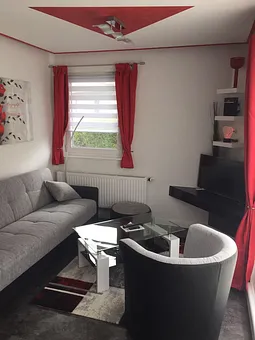 Wohnbereich mit Fernseher