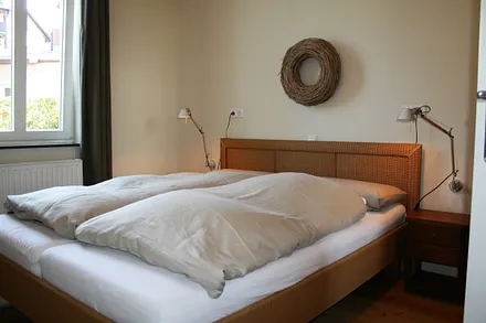 Schlafzimmer Nr. 2 mit Doppelbett 180 x 200 cm