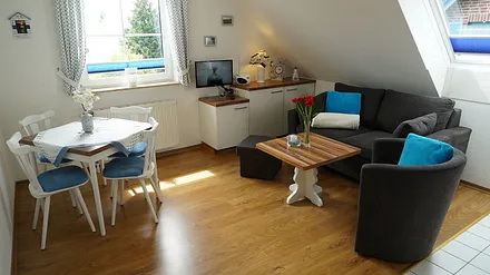 Wohnzimmer und Essecke