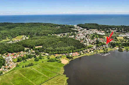 Luftbild und Lage der Fewo am Selliner See