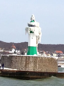 Sassnitzer Leuchturm im Winter