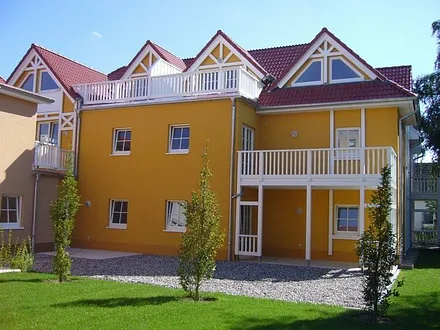 Haus Rückseite mit Sonnendeck