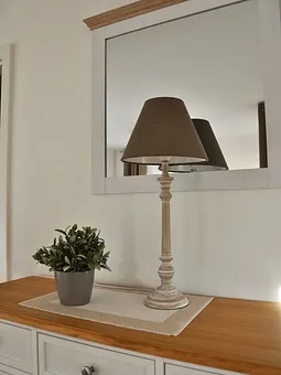 liebevoll ausgewählte Möbel