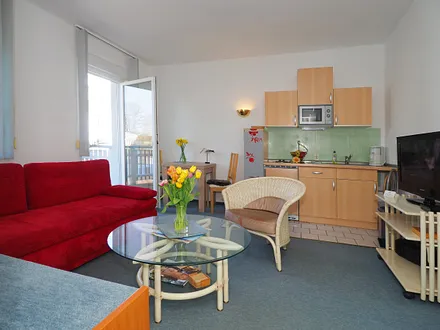 OG Süd Wohnzimmer mit Küche