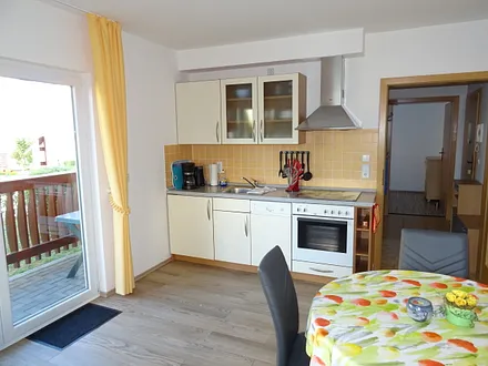 Wohnzimmer mit Küchenzeile