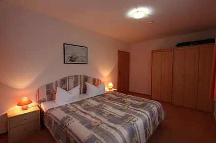 1. Schlafzimmer